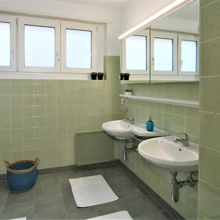 Apartman Jungfraublick Eg, Interlaken-west At The River Interlaken